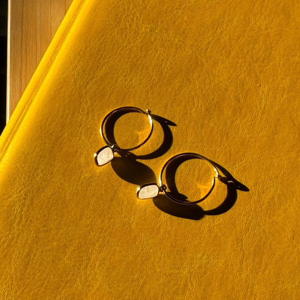&Other Stories Stone Pendant Hoop
Earrings